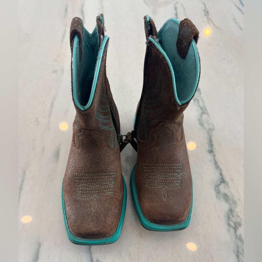 Ariat Boys’ Boots size 8
